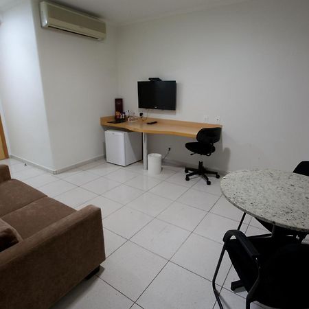 Oitis Hotel Goiânia Habitación foto